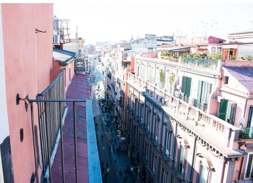 Barbaja Suites In Street Toledo 205 Napoli Bagian luar foto
