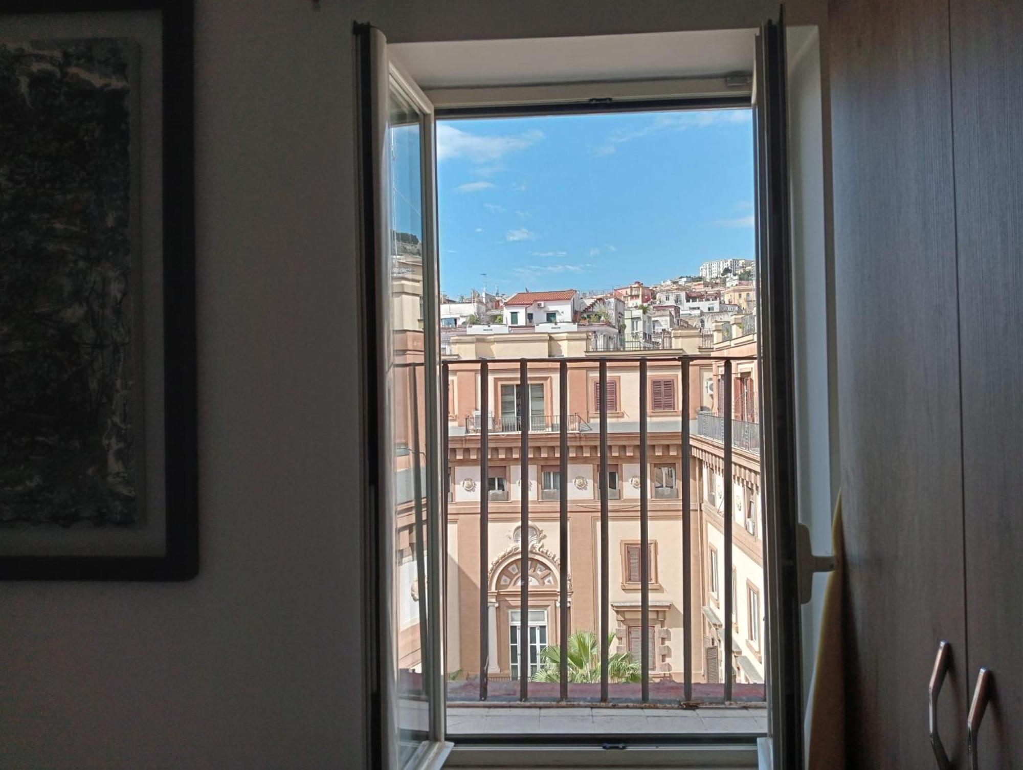 Barbaja Suites In Street Toledo 205 Napoli Ruang foto